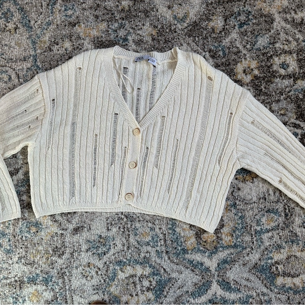 Zara Off-White Knit Crop Women's Cardigan